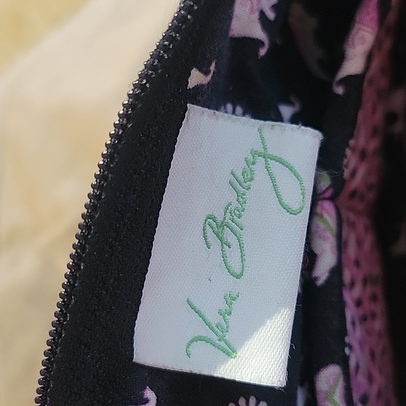 Vera Bradley black and pink elephant print purse. This is a medium-sized purse. - Picture 5 of 10